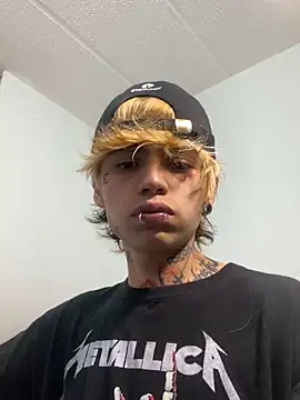 AcidMilo online show from October 2025 11:11:02 PM