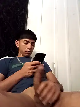 SEBASTHIAN online show from December 2025 05:03:02 AM