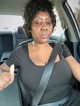 1Topgyal online show from October 2025 01:11:01 PM