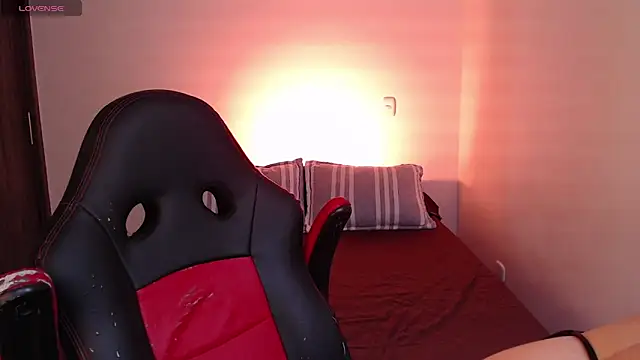 Snapshot of amyharlow_1 chatting on January 2025 04:46:02 PM amyharlow 1 online show from January 2025 04:46:02 PM