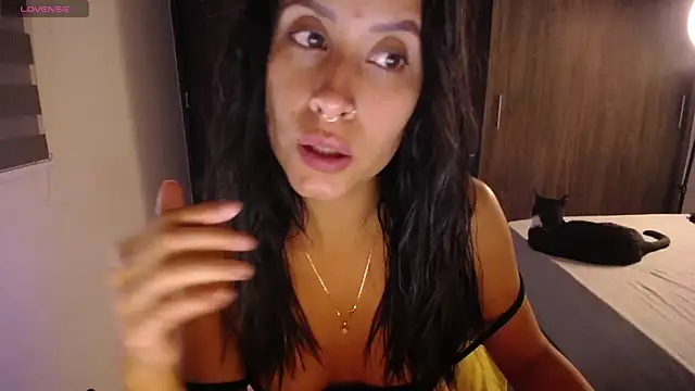 amyharlow 1 online show from April 2026 01:38:02 AM