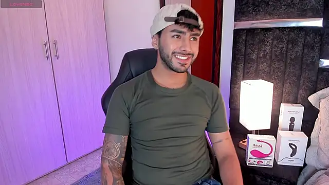 ItsMeEros online show from February 2025 09:10:01 PM