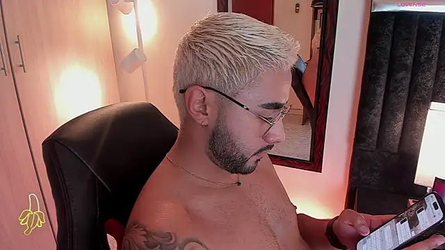 ItsMeEros online show from September 2025 10:32:01 PM