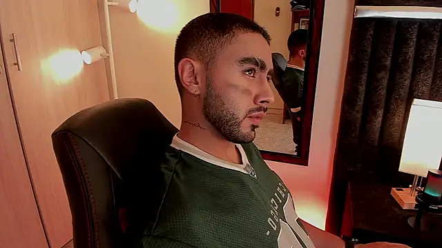 ItsMeEros online show from October 2025 09:10:02 PM