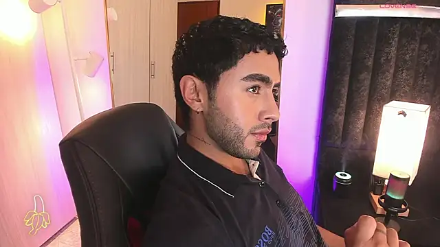 ItsMeEros online show from February 2026 10:03:02 PM