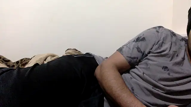 Snapshot of CoolBiDude chatting on January 2026 07:28:02 PM CoolBiDude online show from January 2026 07:28:02 PM