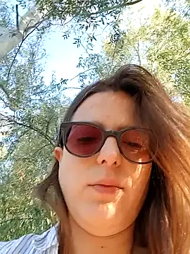 dolcehelena993 online show from October 2025 07:42:02 AM