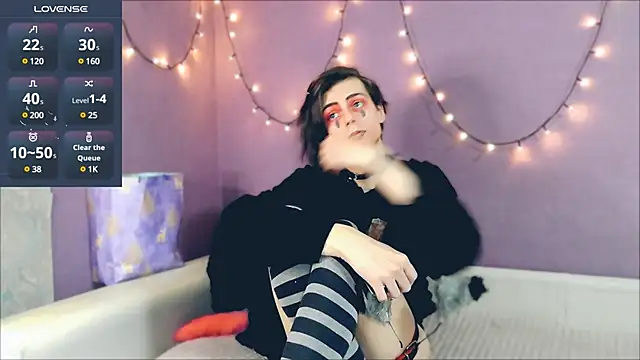 Littlepinkcat online show from January 2025 06:10:02 PM