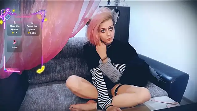 Littlepinkcat online show from September 2025 09:04:01 PM