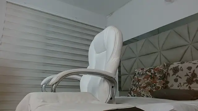 nana levy online show from February 2025 10:15:02 AM