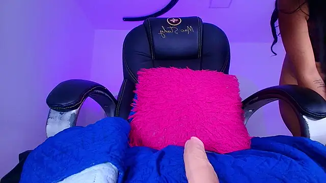 Snapshot of naomi_kyse chatting on February 2026 03:04:01 AM naomi kyse online show from February 2026 03:04:01 AM