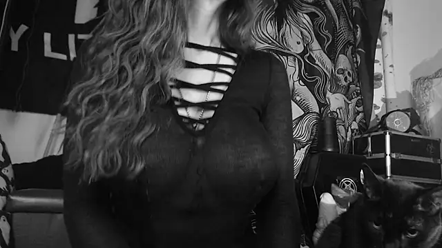 Silentmary online show from February 2026 01:58:02 PM