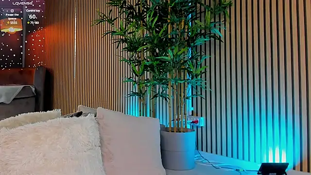 Avril Cyrus online show from February 2025 10:07:02 AM