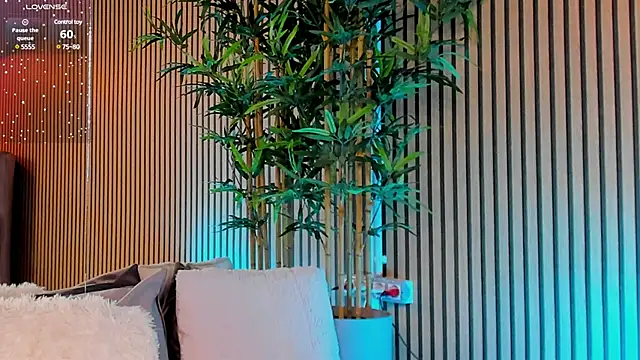 Avril Cyrus online show from February 2025 01:22:01 PM