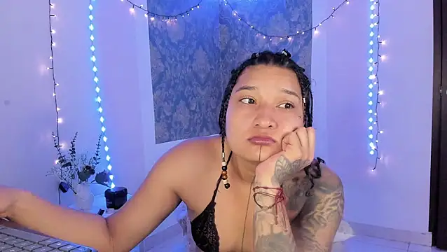 Eva Lee  online show from March 2026 08:20:01 AM