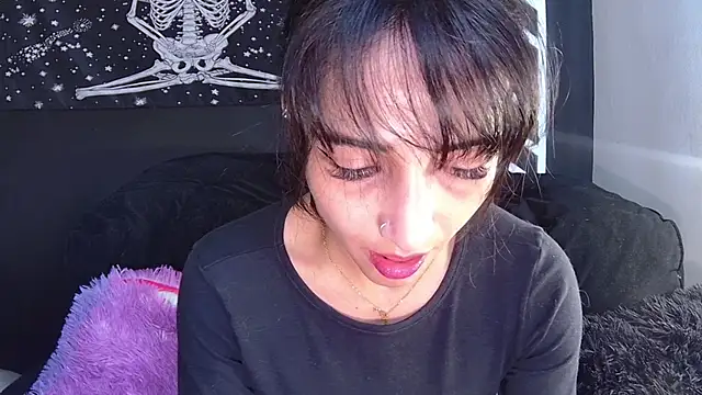 EvangelineCors online show from March 2025 06:58:02 PM