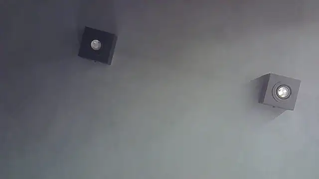 Skinny-Kitten online show from January 2026 10:23:01 PM