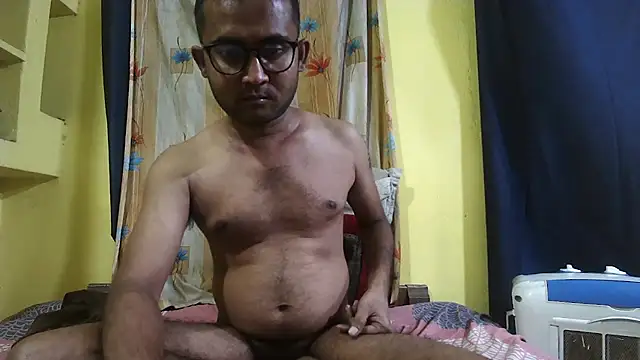 Snapshot of Cute_boy2000 chatting on March 2025 12:18:02 PM Cute boy2000 online show from March 2025 12:18:02 PM