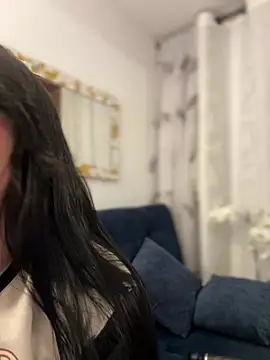 Snapshot of andra_rose chatting on January 2025 02:53:02 AM andra rose online show from January 2025 02:53:02 AM