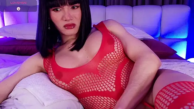 Snapshot of sweetieluna01 chatting on February 2026 04:22:01 AM sweetieluna01 online show from February 2026 04:22:01 AM