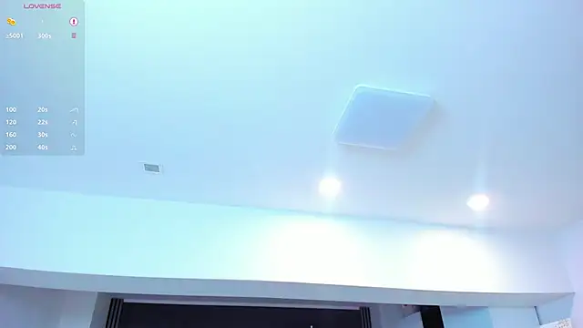 Christall StarXX online show from October 2025 07:12:02 PM