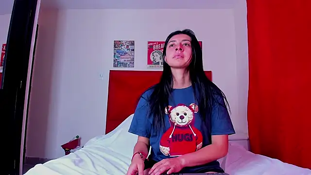 EmmaWilliamss online show from January 2025 01:43:01 PM