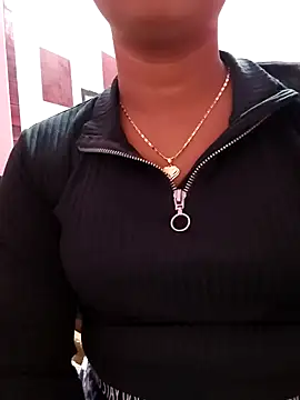 ANGE-MOU online show from February 2025 02:58:01 AM