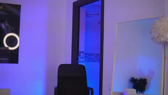 Snapshot of EllenKarter chatting on February 2026 06:40:02 AM EllenKarter online show from February 2026 06:40:02 AM