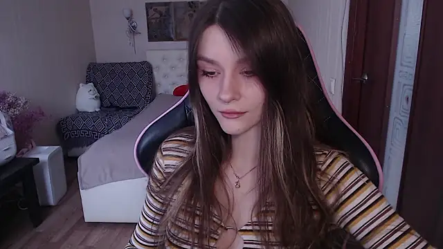 Snapshot of jeann_elsaa chatting on February 2026 07:34:01 AM jeann elsaa online show from February 2026 07:34:01 AM