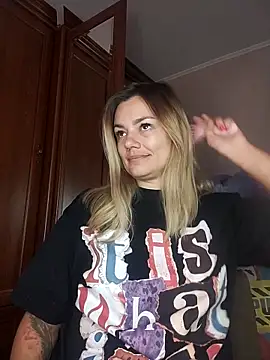 KrissSexi online show from October 2025 04:53:02 AM