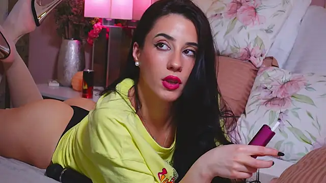 Snapshot of AmeliaJune chatting on February 2026 11:00:01 PM AmeliaJune online show from February 2026 11:00:01 PM