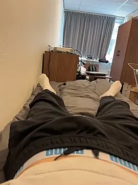 mihaixxx1 online show from September 2025 01:43:02 PM