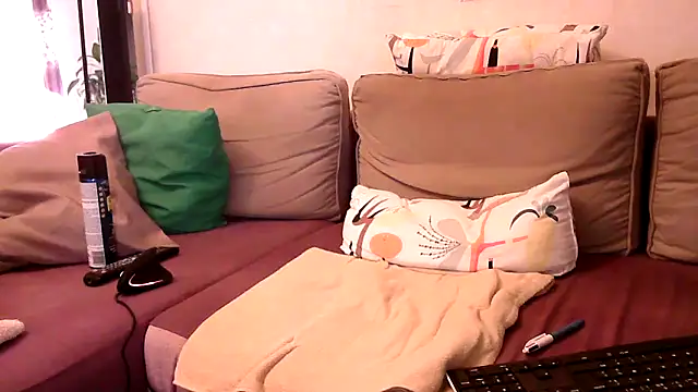 chrichri38xh online show from April 2026 08:40:01 AM