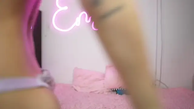 emily smittt online show from January 2025 12:11:01 AM