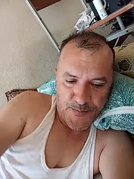 Snapshot of bestofyalcinturkey chatting on June 2026 07:00:01 AM bestofyalcinturkey online show from June 2026 07:00:01 AM