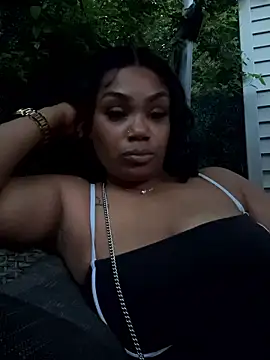 Snapshot of Cherryredhot1 chatting on May 2026 01:22:02 AM Cherryredhot1 online show from May 2026 01:22:02 AM