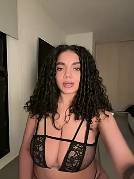 Mariecurl online show from February 2026 01:22:02 AM