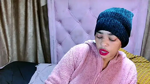 Snapshot of AFRICANGODDESSXXX chatting on May 2026 08:26:01 PM AFRICANGODDESSXXX online show from May 2026 08:26:01 PM