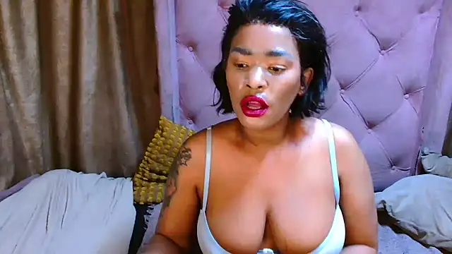 Snapshot of AFRICANGODDESSXXX chatting on July 2026 09:53:01 PM AFRICANGODDESSXXX online show from July 2026 09:53:01 PM