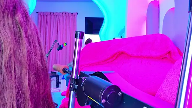 NathaxaLeans online show from March 2026 11:43:02 AM