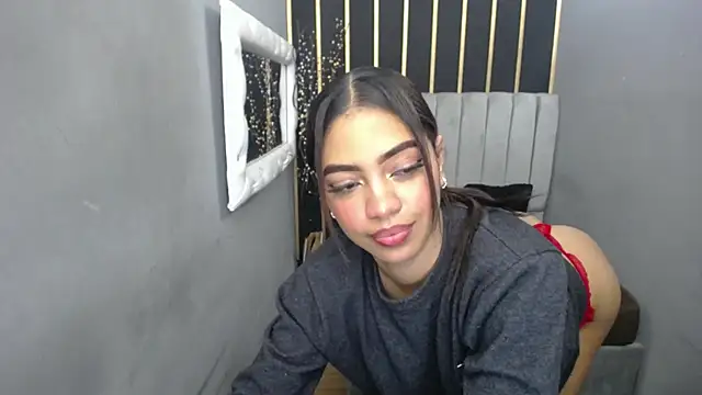 Snapshot of keizy__conte chatting on December 2024 04:53:02 PM keizy conte online show from December 2024 04:53:02 PM