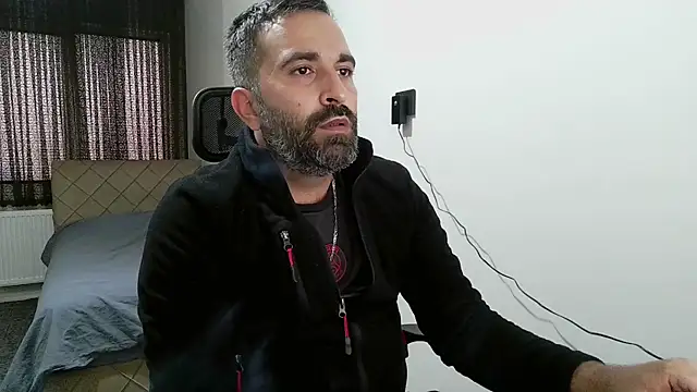 tgltplsr online show from October 2025 04:35:01 AM