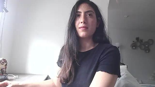 MIYESSI online show from March 2026 04:45:02 PM