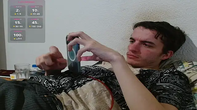 Snapshot of Tombgy07 chatting on February 2026 09:22:02 PM Tombgy07 online show from February 2026 09:22:02 PM