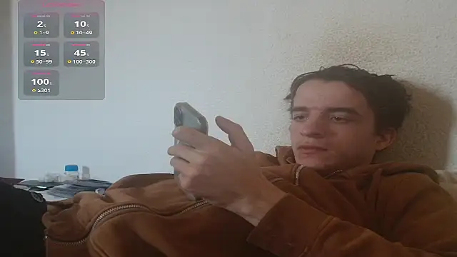 Snapshot of Tombgy07 chatting on February 2026 01:21:01 PM Tombgy07 online show from February 2026 01:21:01 PM