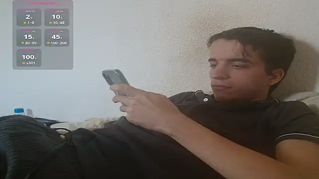 Snapshot of Tombgy07 chatting on February 2026 02:27:01 PM Tombgy07 online show from February 2026 02:27:01 PM