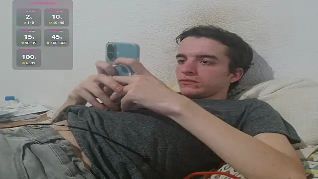 Snapshot of Tombgy07 chatting on March 2026 09:10:01 PM Tombgy07 online show from March 2026 09:10:01 PM