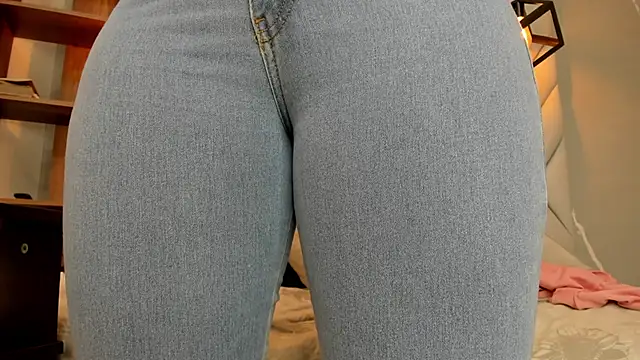 SakuraLee  online show from February 2025 07:48:02 PM