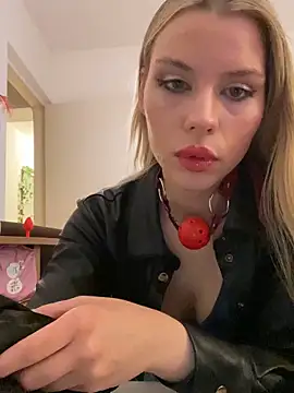 KittyKatyDream online show from March 2026 05:01:02 PM