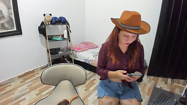  girls on fire  online show from January 2025 11:13:01 PM